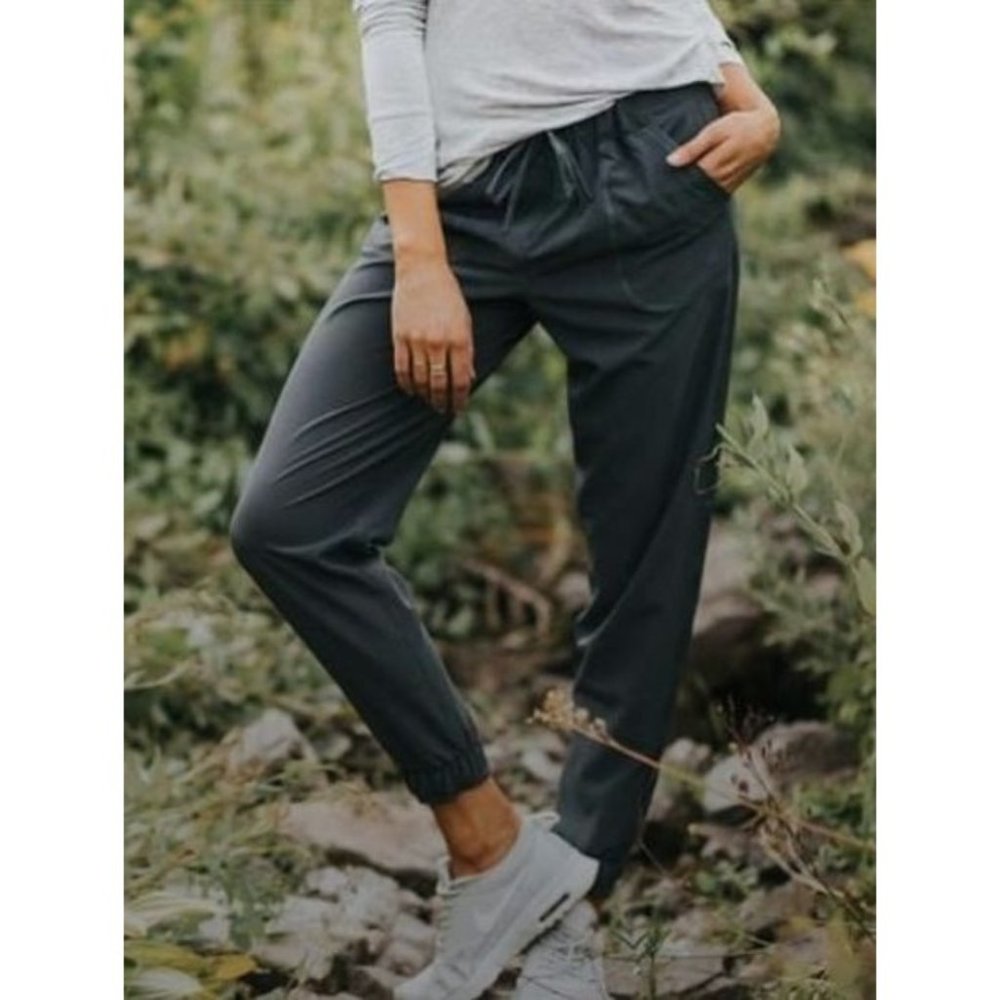 Albion Fit Jetsetter Granite Jogger Pant- size S